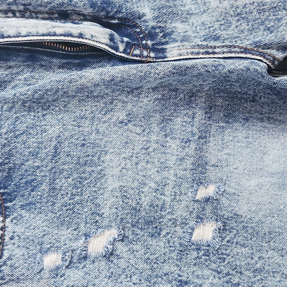 Vibrant Jeans | Distressed High Rise Mom Jeans - Picture 2 of 6